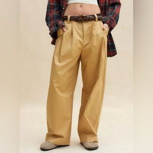 BDG NWT Kristen twill trousers, size 6